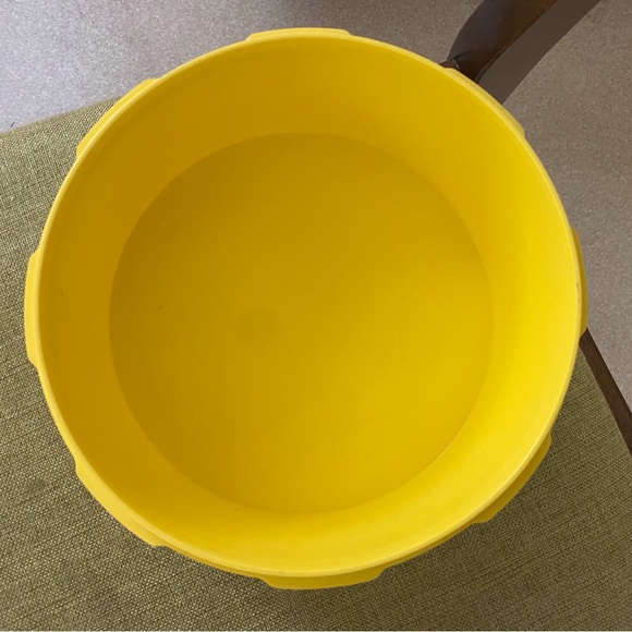 Vintage Stackable Tupperware - Picture 4 of 6